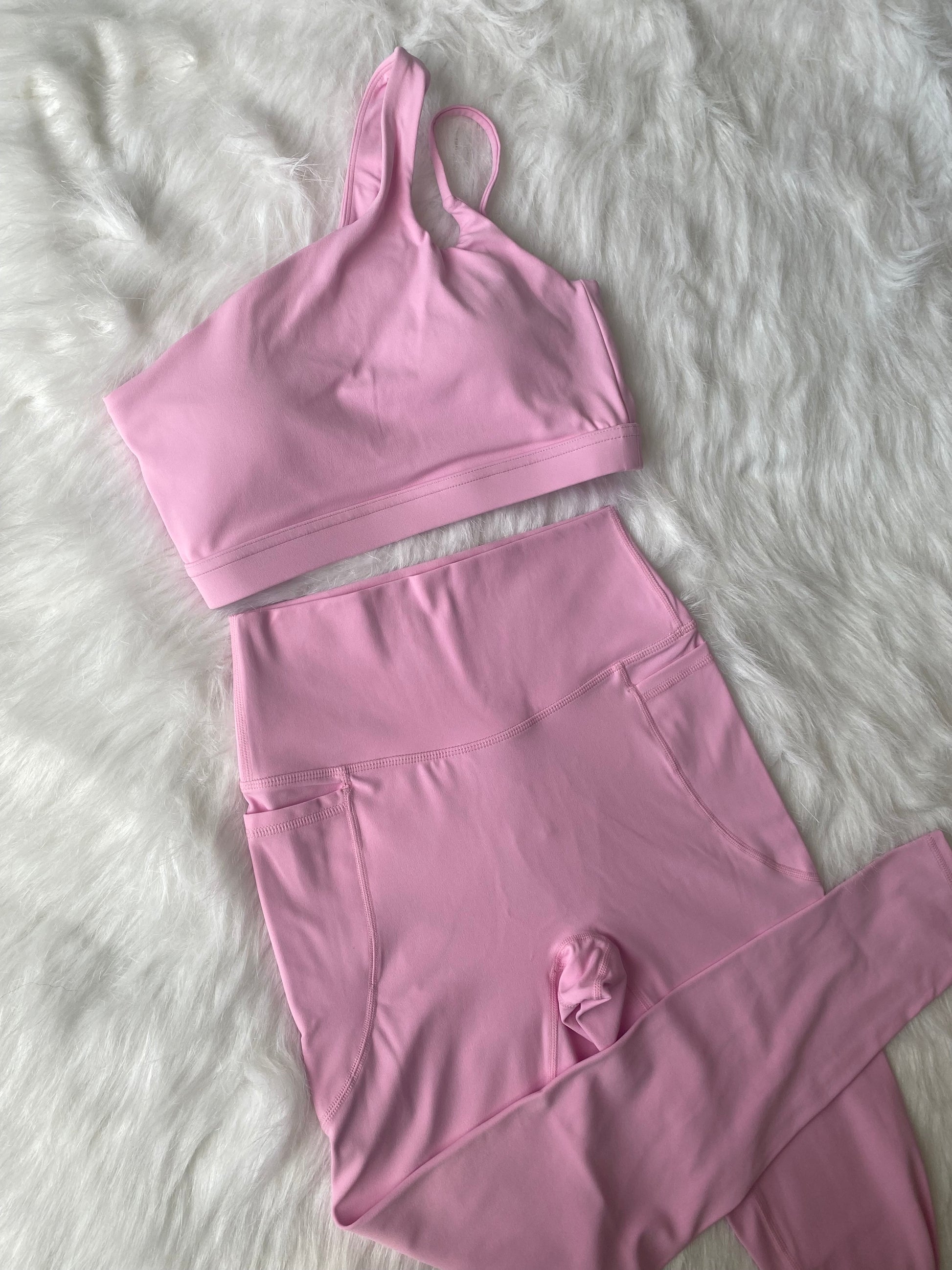 Style One Shoulder Sports Bra