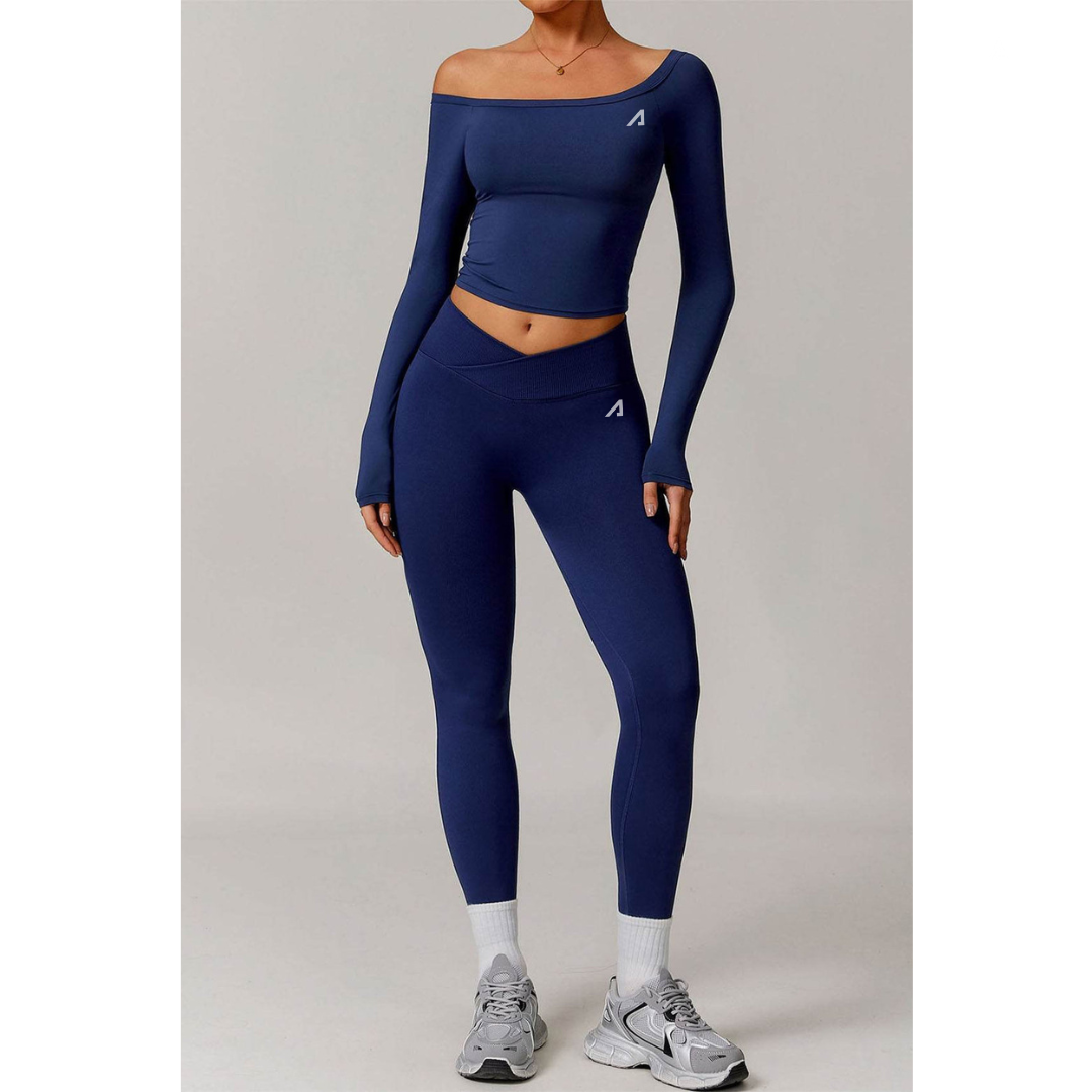 Elevate Everyday Seamless Cross Leggings - Navy
